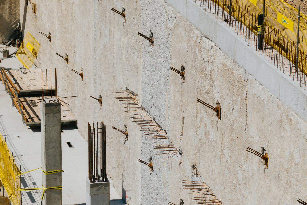 6. Discover + (option 1)_1200x800px